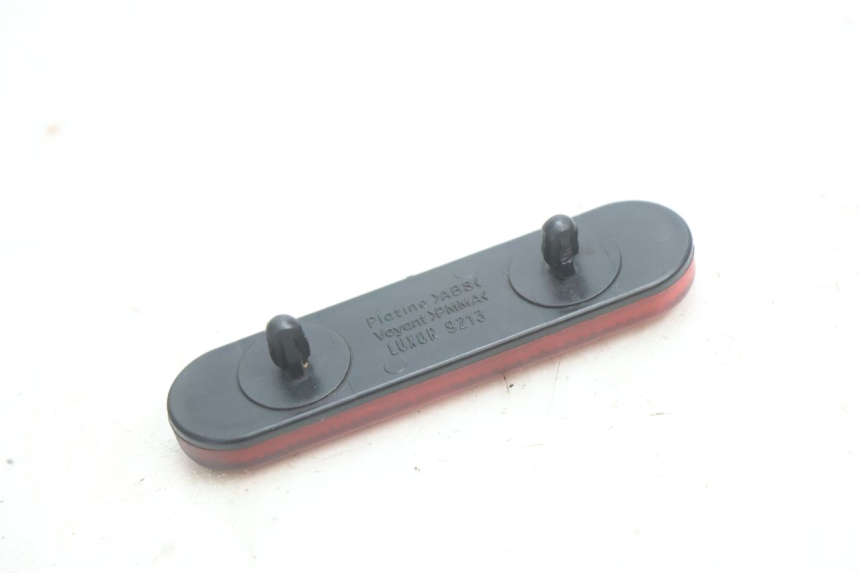 photo de CATADRIÓPTICO PEUGEOT TREKKER 50 (1995 - 2004) - Zoom do estado de desgaste