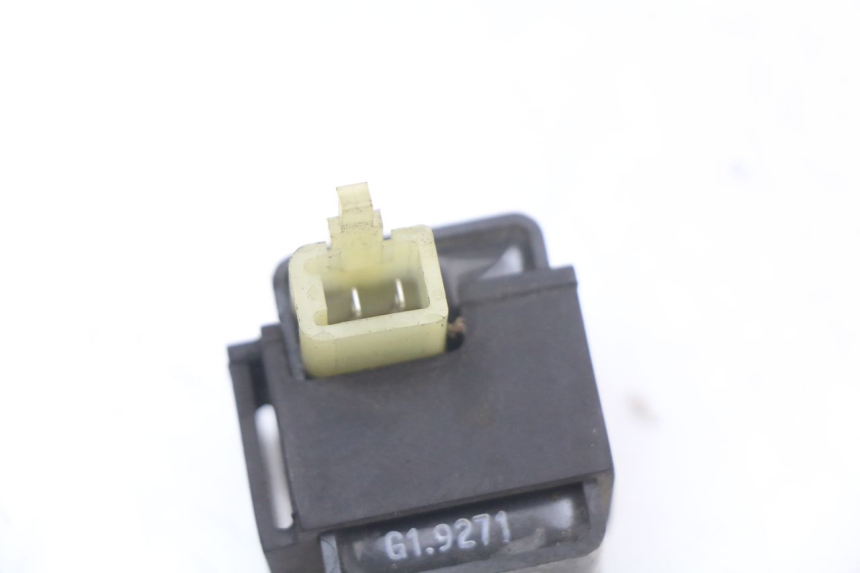 photo de CENTRALINA DE PISCAS SUZUKI BURGMAN 125 (2007 - 2014) - Outro ângulo de visão