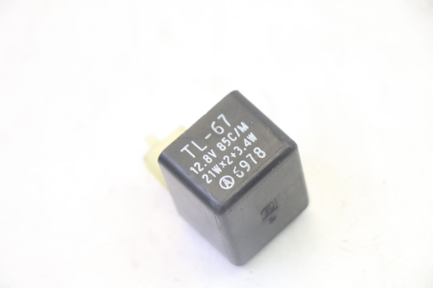 photo de CENTRALINA DE PISCAS SUZUKI BURGMAN 125 (2007 - 2014) - Ampliação técnica