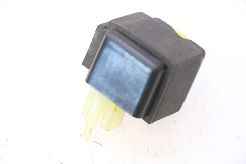 photo de CENTRALINA DE PISCAS SUZUKI BURGMAN 125 (2007 - 2014) - Zoom do estado de desgaste