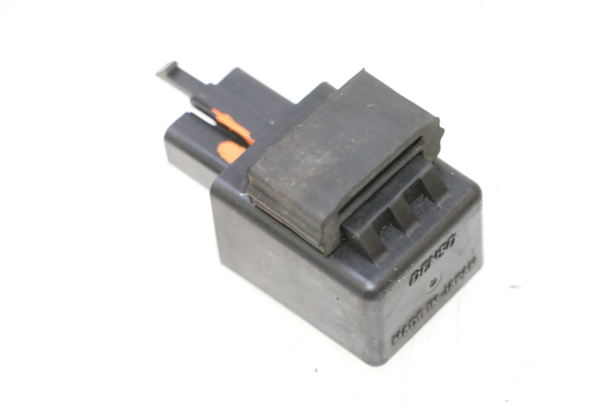 photo de CENTRALINA DE PISCAS KAWASAKI ER-6 ER6 F ABS 650 (2012 - 2016) - Zoom do estado de desgaste