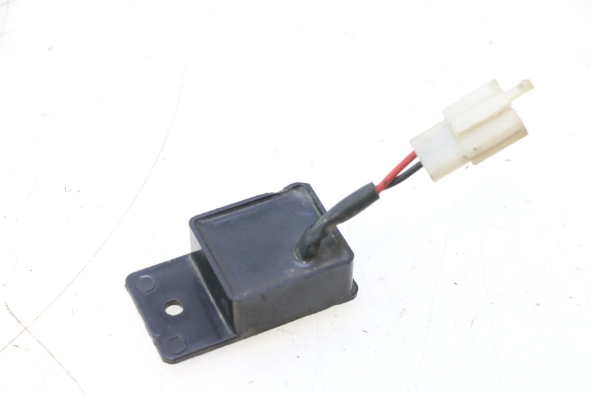 photo de CENTRAL DE PISCAS KAWASAKI ER-6 ER6 N 650 (2005 - 2009) - Detalhe da peça
