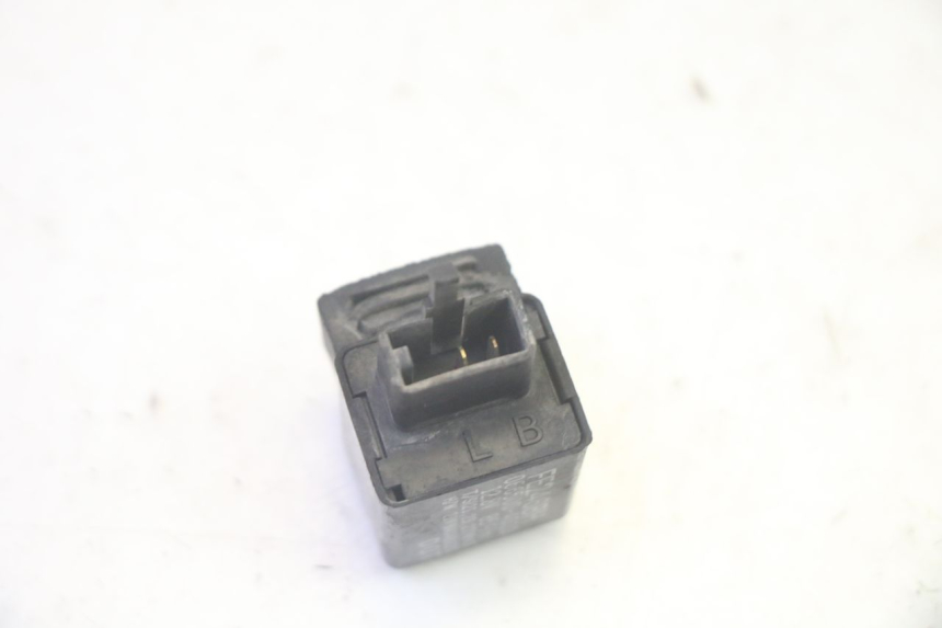 photo de CENTRALINA DE PISCAS YAMAHA FJR ABS 1300 (2006 - 2012) - Zoom do estado de desgaste