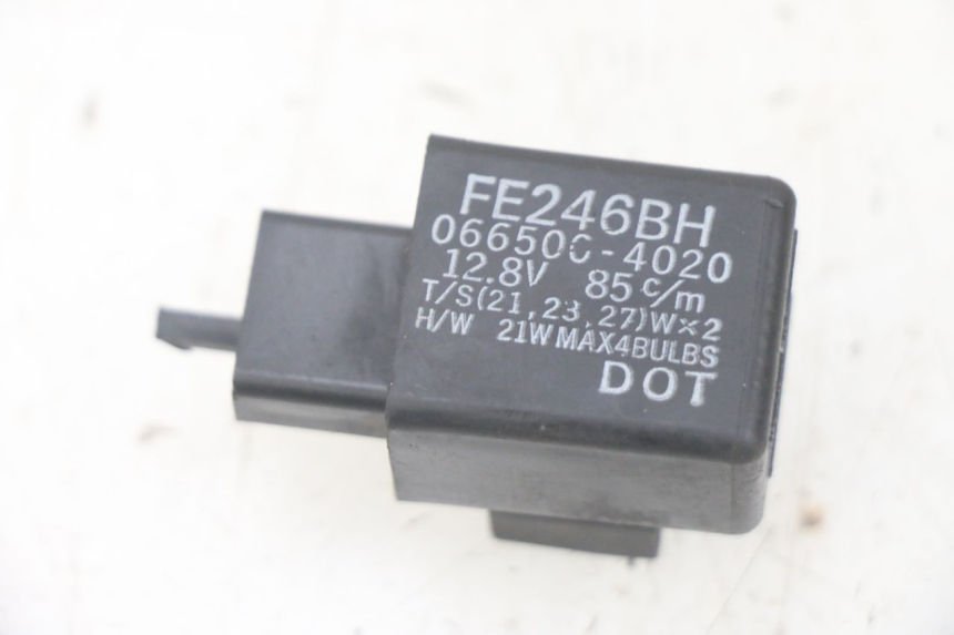 photo de CENTRALINA DE PISCAS YAMAHA FJR ABS 1300 (2006 - 2012) - Vista principal