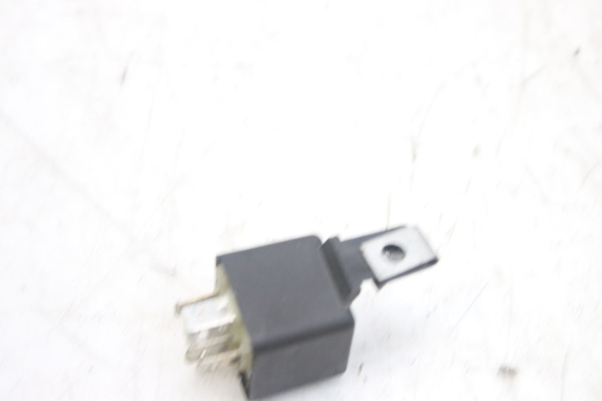 photo de CENTRALINA DE PISCAS PIAGGIO FLY 4T 50 (2013 - 2017) - Detalhe da peça