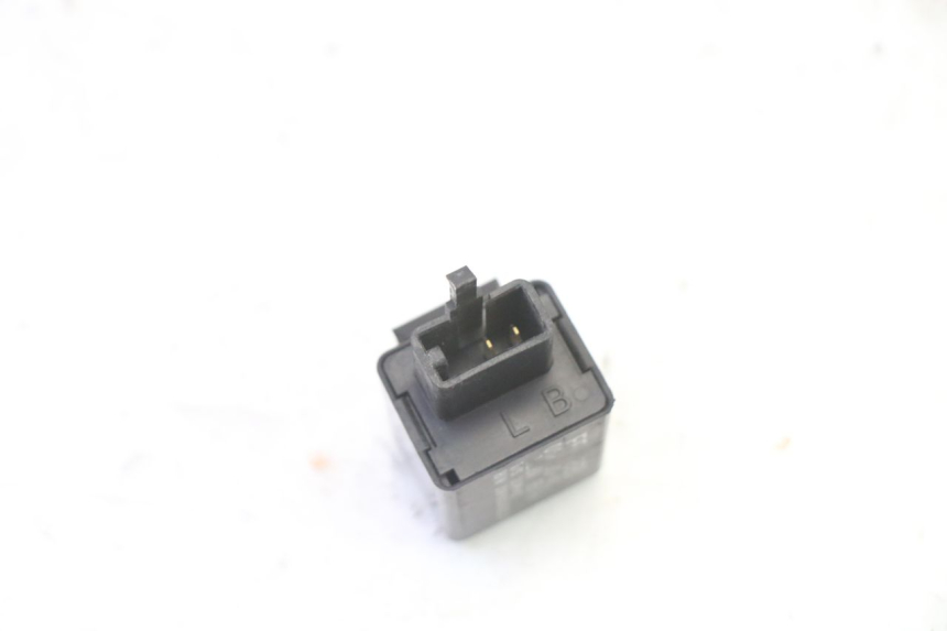 photo de CENTRALINA DE PISCAS YAMAHA FZ6 FAZER S2 600 (2007 - 2011) - Zoom do estado de desgaste