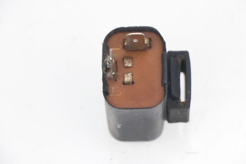 photo de CENTRALINA DE PISCAS SUZUKI GN 125 (1997 - 2000) - Zoom do estado de desgaste