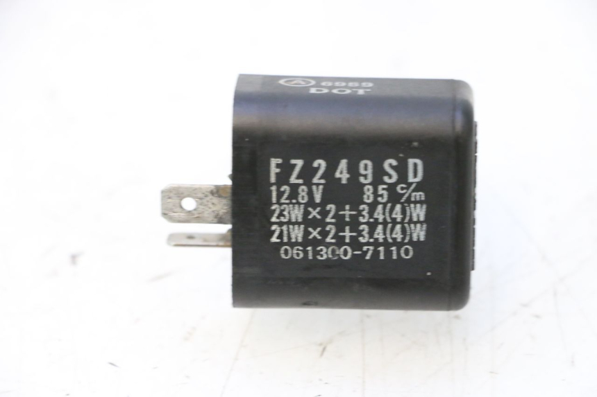 photo de Relé piscas KAWASAKI GPX F ZX750F 750 (1986 - 1990) - Vista principal