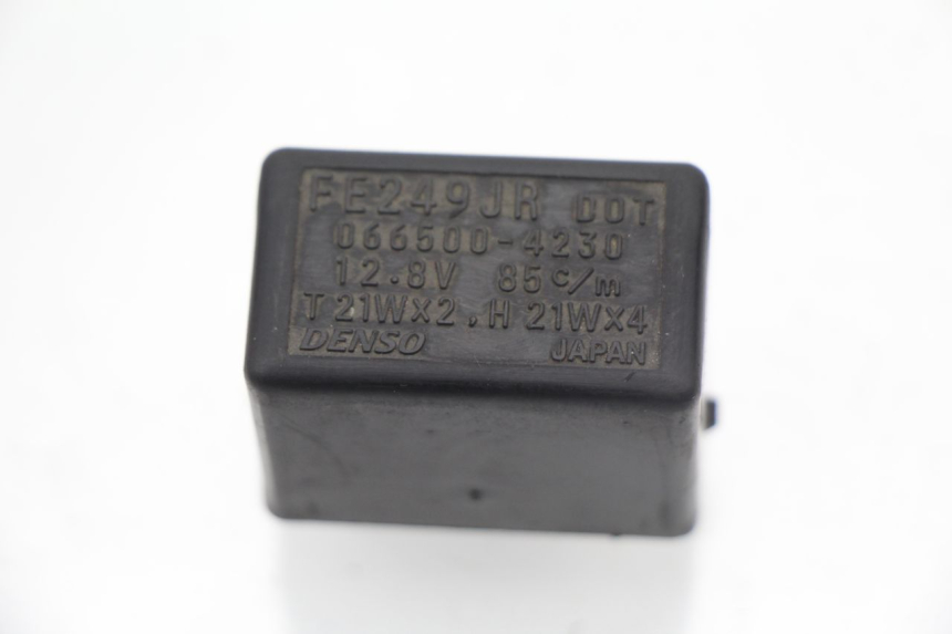 photo de CENTRALINA DE PISCAS SUZUKI GSF N BANDIT 600 (2000 - 2004) - Detalhe da peça