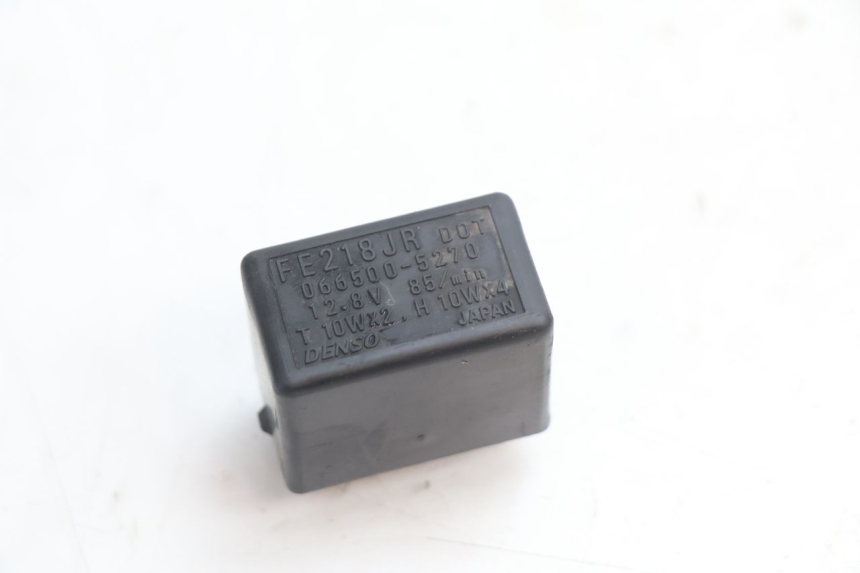 photo de CENTRALINA DE PISCAS SUZUKI GSR 600 (2005 - 2012) - Detalhe da peça