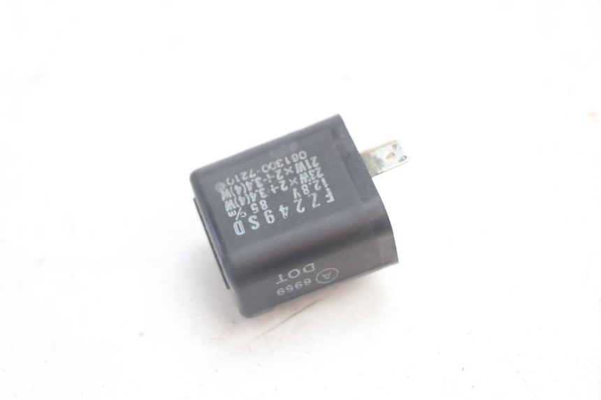 photo de Relé piscante SUZUKI GSX F GSXF 750 (1988 - 1998) - Detalhe da peça