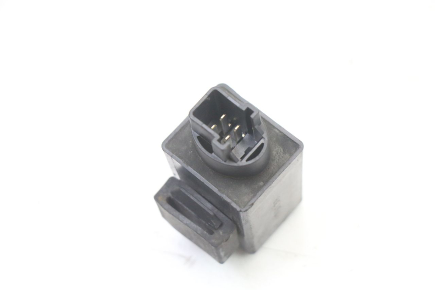 photo de CENTRALINA DE PISCAS HONDA FES S-WING SWING ABS 125 (2007 - 2015) - Outro ângulo de visão