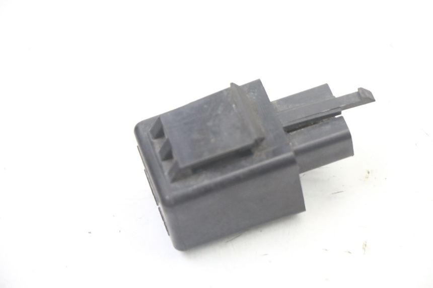 photo de CENTRALINA DE PISCAS KAWASAKI ZR7 ZR-7 S 750 (1999 - 2004) - Outro ângulo de visão