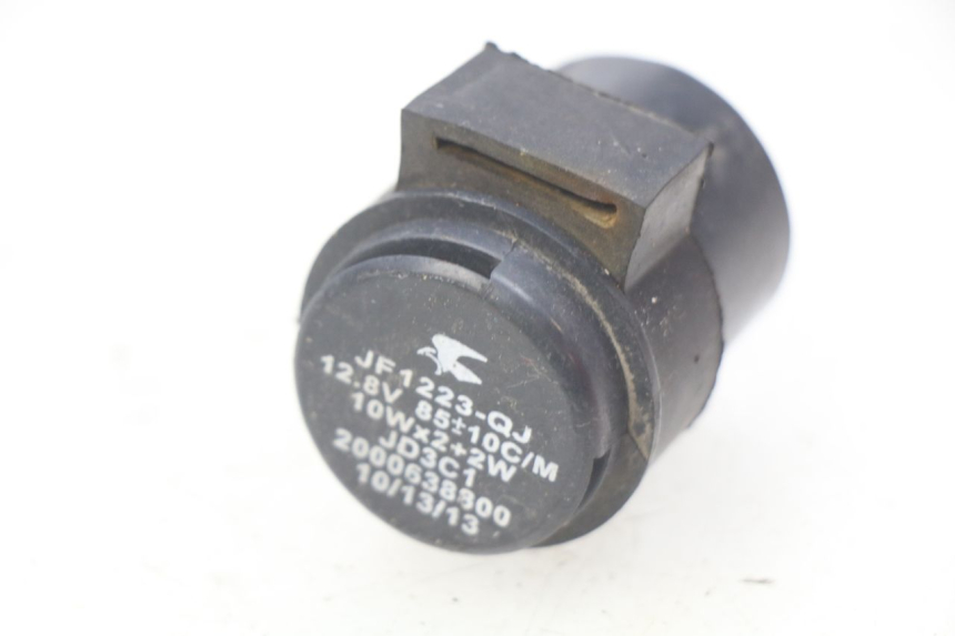 photo de CENTRALINA DE PISCAS PEUGEOT KISBEE 2T 50 (2010 - 2017) - Zoom do estado de desgaste
