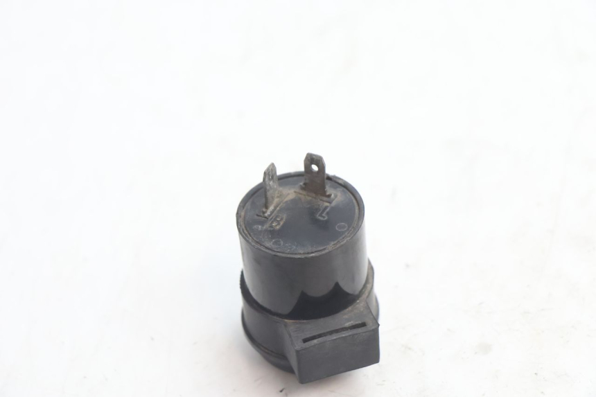 photo de CENTRALINA DE PISCAS PEUGEOT KISBEE 4T 50 (2010 - 2017) - Outro ângulo de visão
