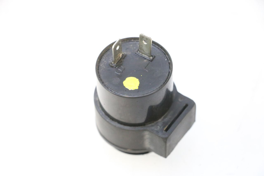 photo de Relé piscas PEUGEOT KISBEE 4T 50 (2023 - 2026) - Zoom do estado de desgaste