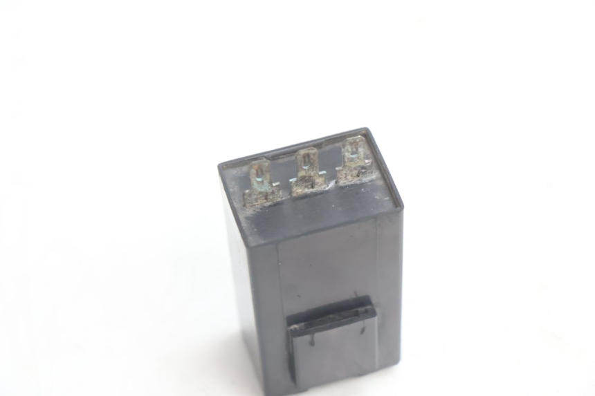 photo de CENTRALINA DE PISCAS PEUGEOT LUDIX ONE 50 (2004 - 2013) - Outro ângulo de visão