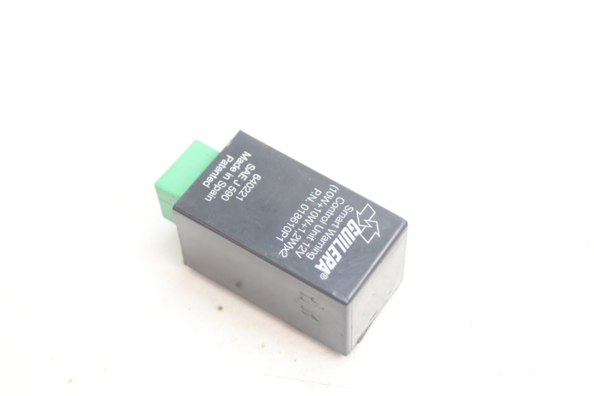 photo de CENTRALINA DE PISCAS PIAGGIO MP3 LT 400 (2007 - 2012) - Detalhe da peça