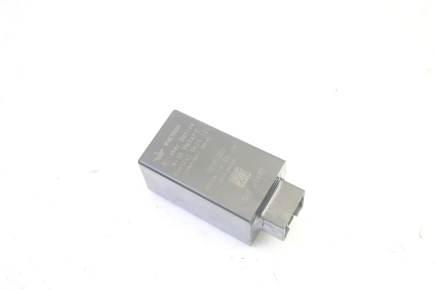 photo de CENTRALINA DE PISCAS PIAGGIO MP3 500 (2016 - 2018) - Vista principal