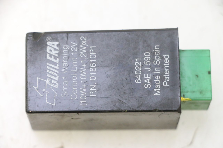 photo de CENTRALINA DE PISCAS PIAGGIO MP3 500 (2011 - 2015) - Ampliação técnica