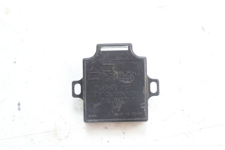 photo de Relé piscas RIEJU MRT PRO SUPERMOTARD 50 (2007 - 2018) - Zoom do estado de desgaste