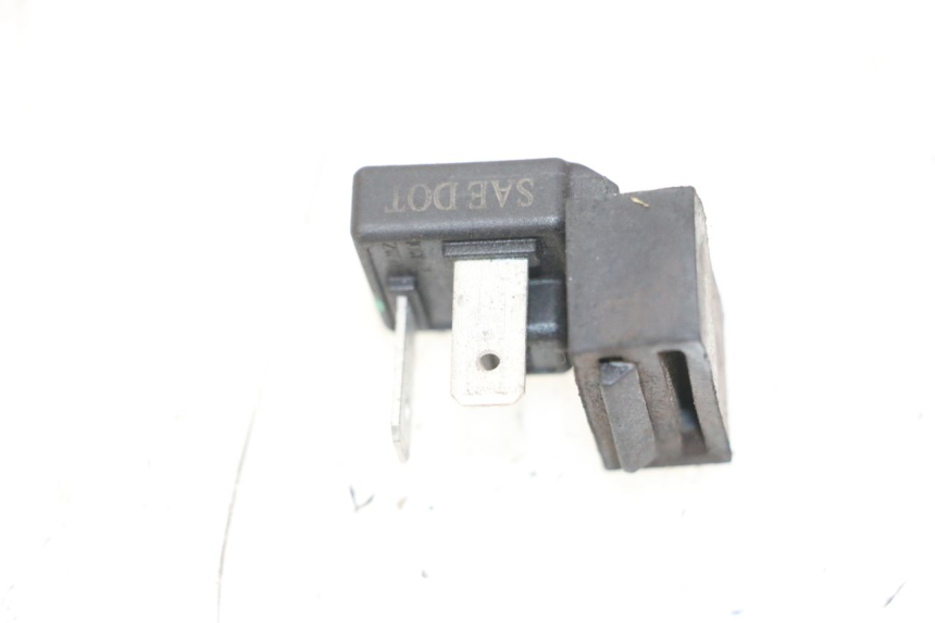 photo de CENTRALINA DE PISCAS PIAGGIO LIBERTY IGET 4T 50 (2021 - 2025) - Outro ângulo de visão
