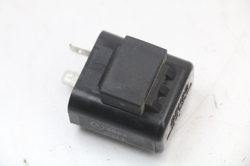 photo de CENTRALINA DE PISCAS APRILIA SCARABEO GT 125 (1999 - 2007) - Zoom do estado de desgaste