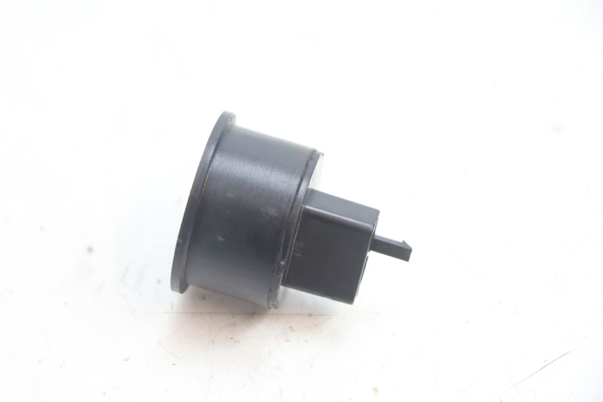 photo de CENTRALINA DE PISCAS PEUGEOT SPEEDFIGHT LC 50 (1996 - 2002) - Detalhe da peça