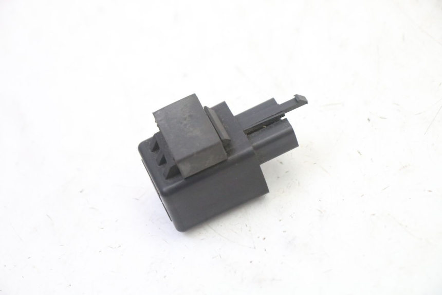 photo de CENTRALINA DE PISCAS HONDA ST PAN EUROPEAN 1300 (2002 - 2013) - Outro ângulo de visão