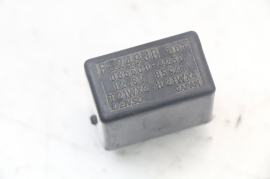 photo de CENTRALINA DE PISCAS SUZUKI SV N 650 (1999 - 2002) - Detalhe da peça