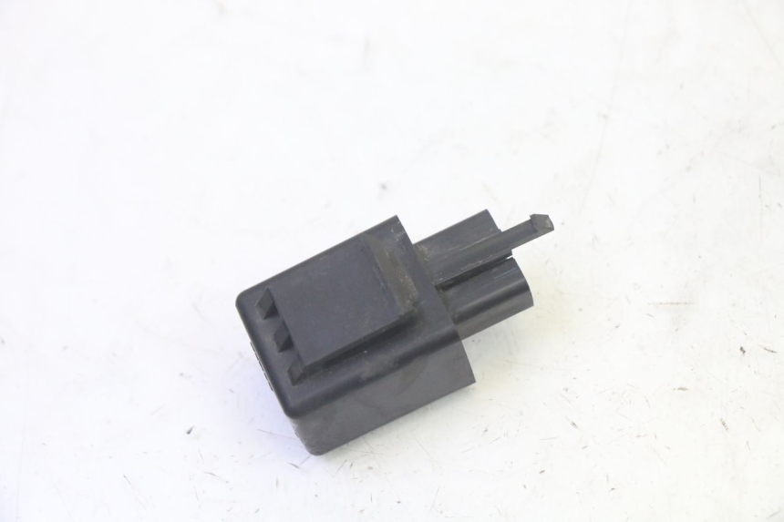 photo de CENTRALINA DE PISCAS YAMAHA TDM ABS 900 (2002 - 2014) - Zoom do estado de desgaste