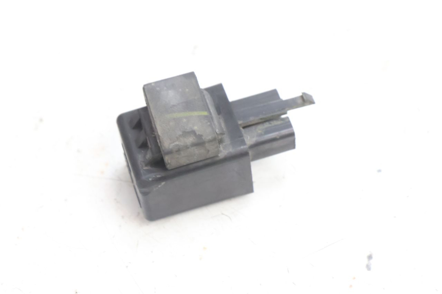 photo de CENTRALINA DE PISCAS YAMAHA TDM ABS 900 (2002 - 2014) - Zoom do estado de desgaste