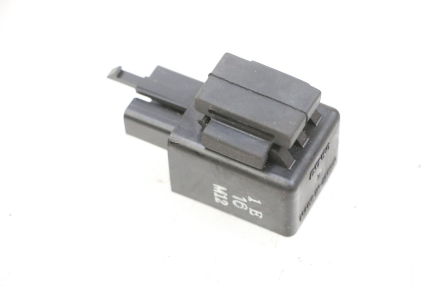 photo de CENTRALINA DE PISCAS YAMAHA TRICITY 300 (2020 - 2024) - Zoom do estado de desgaste