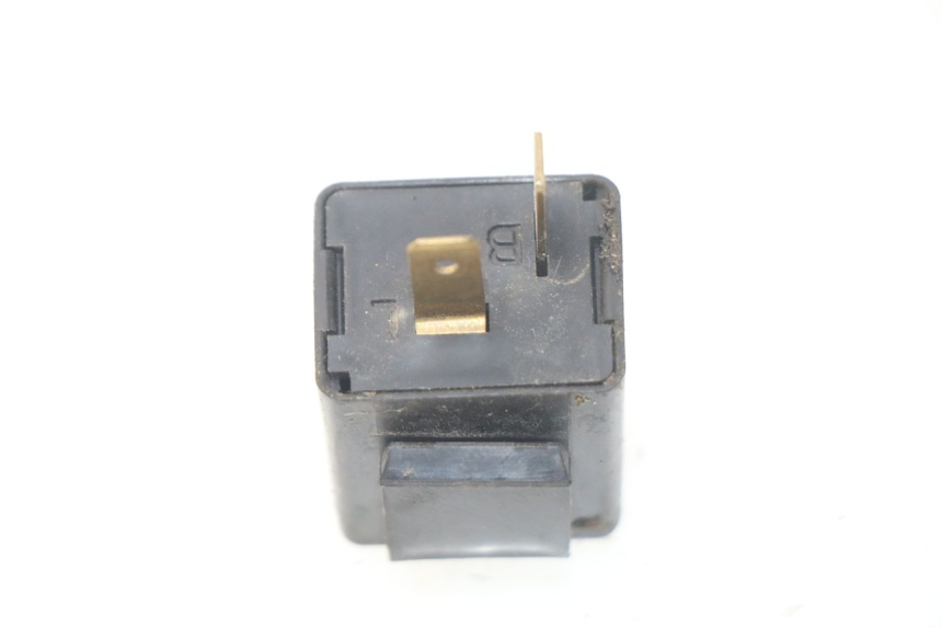 photo de CENTRALINA DE PISCAS SUZUKI UC EPICURO 125 (1999 - 2003) - Zoom do estado de desgaste