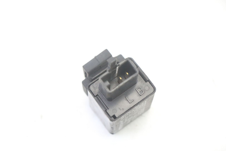 photo de CENTRALINA DE PISCAS YAMAHA X-MAX XMAX 125 (2010 - 2013) - Outro ângulo de visão