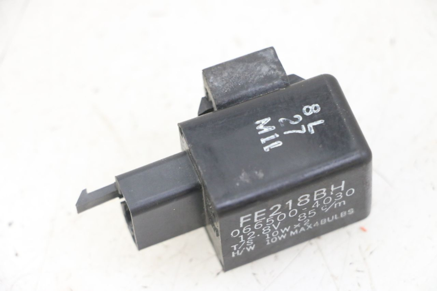photo de CENTRALINA DE PISCAS YAMAHA XJ6 ABS 600 (2008 - 2016) - Detalhe da peça