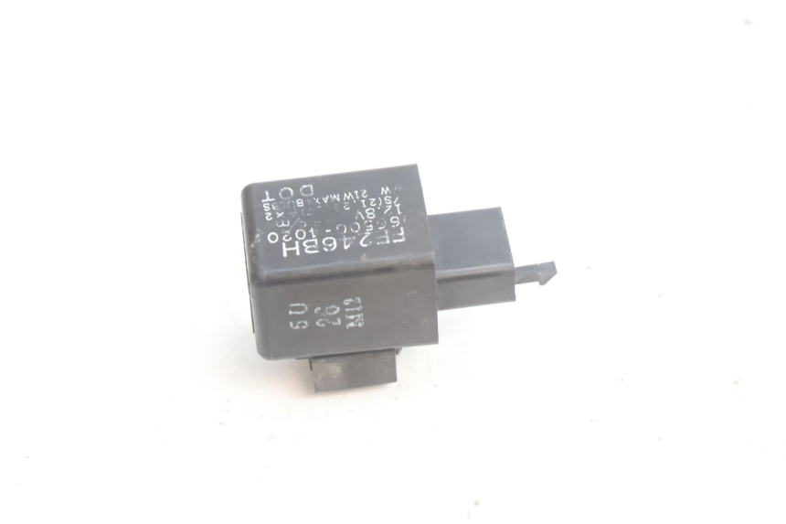 photo de CENTRAL DE PISCAS YAMAHA XJR 1300 (1998 - 2002) - Detalhe da peça