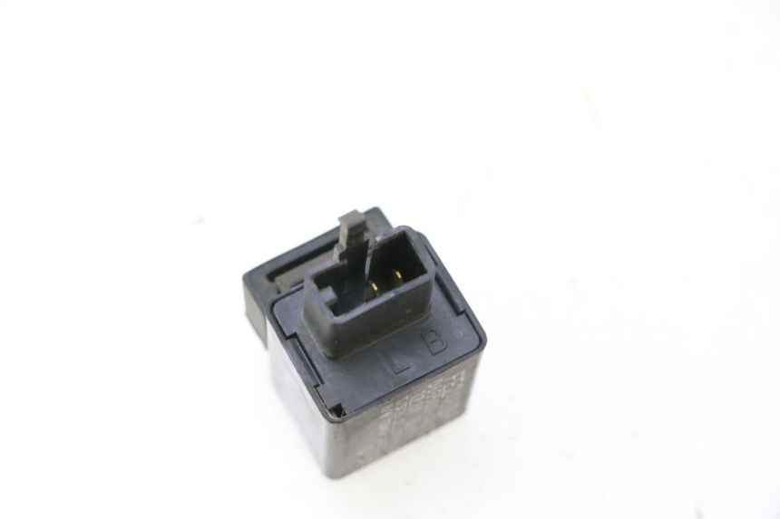 photo de CENTRAL DE PISCAS YAMAHA XP T-MAX ABS 500 (2005 - 2005) - Zoom do estado de desgaste