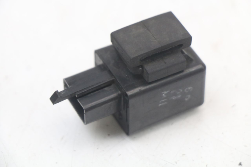 photo de CENTRALINA DE PISCAS YAMAHA FZ1 FAZER 1000 (2007 - 2009) - Outro ângulo de visão