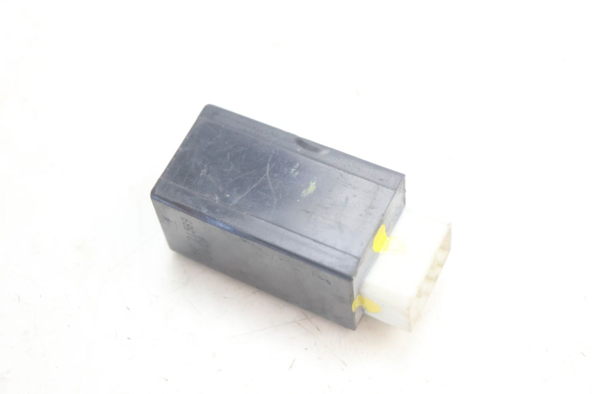 photo de CENTRALINA DE PISCAS YAMAHA YP MAJESTY 125 (2002 - 2006) - Outro ângulo de visão