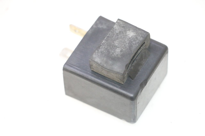 photo de CENTRALINA DE PISCAS YAMAHA YP MAJESTY 125 (1998 - 2001) - Detalhe da peça