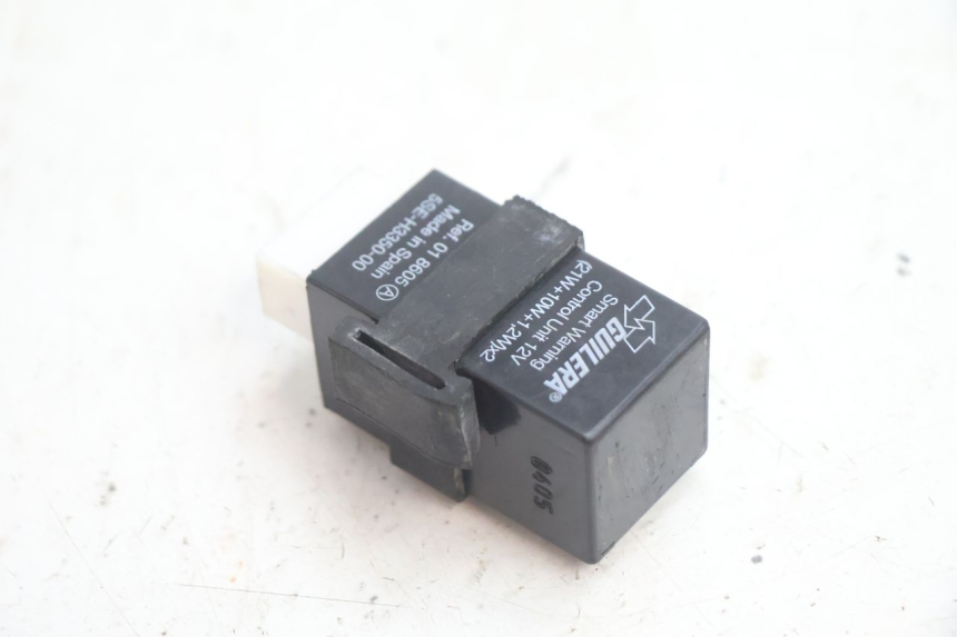 photo de CENTRALINA DE PISCAS YAMAHA YP MAJESTY 125 (2002 - 2006) - Detalhe da peça