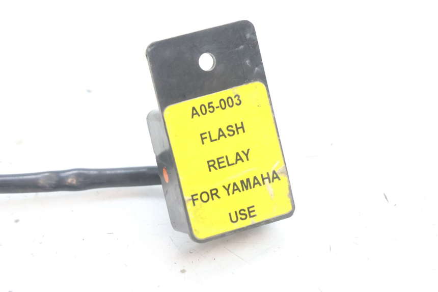 photo de CENTRAL DE PISCA YAMAHA YZF R6 600 (2008 - 2009) - Detalhe da peça