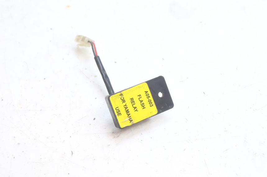 photo de CENTRAL DE PISCA YAMAHA YZF R6 600 (2008 - 2009) - Zoom do estado de desgaste