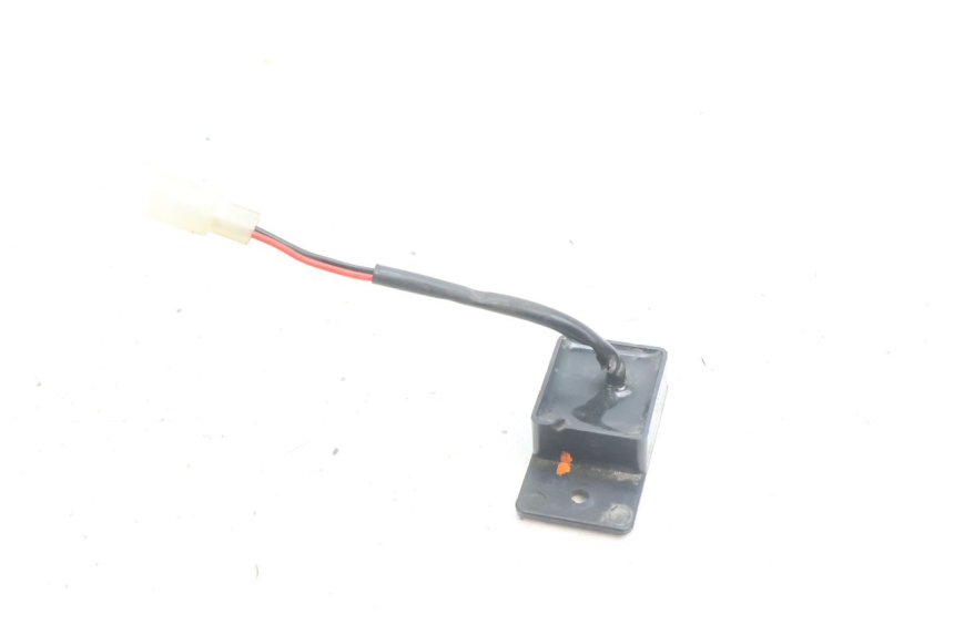 photo de CENTRAL DE PISCA YAMAHA YZF R6 600 (2008 - 2009) - Outro ângulo de visão