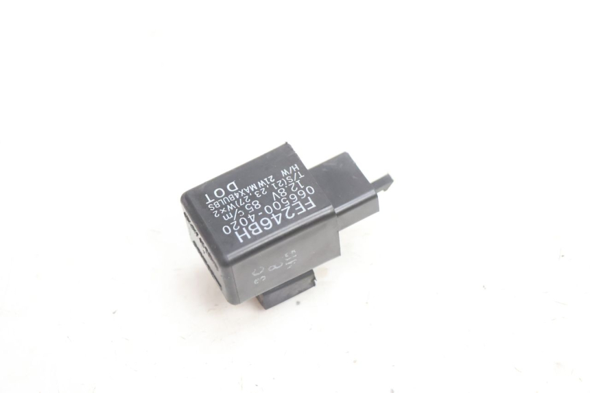 photo de CENTRALINA DE PISCAS KAWASAKI ZX-6R ZX6R 600 (2000 - 2002) - Detalhe da peça