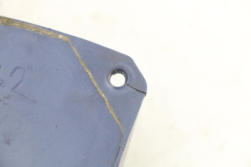 photo de CARREGADOR DE BATERIA PEUGEOT E-VIVACITY 1 (2012 - 2018) - Pontos de fixação
