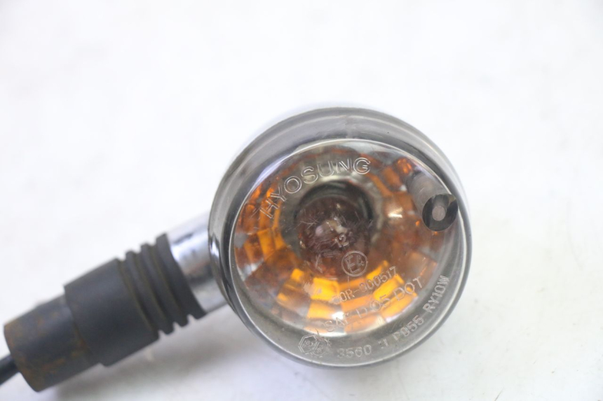 photo de PISCA TRASEIRO DIREITO HYOSUNG GV AQUILA 125 (2000 - 2009) - Zoom do estado de desgaste