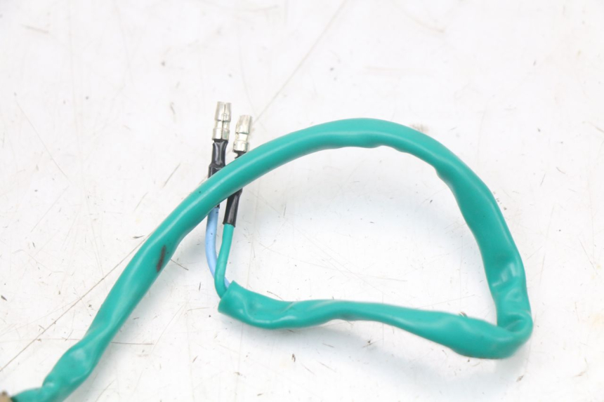 photo de PISCA TRASEIRO DIREITO SYM CROX 4T 50 (2016 - 2023) - Pontos de fixação