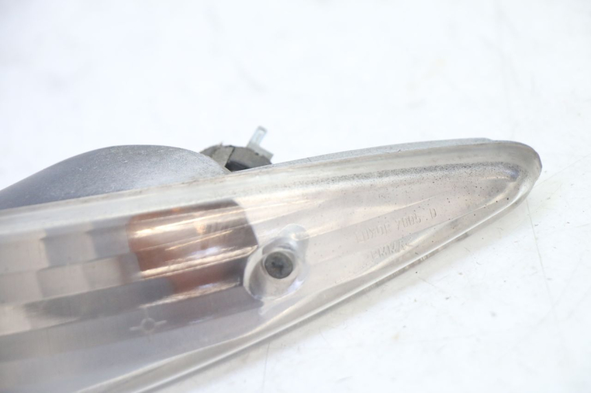 photo de PISCA TRASEIRO DIREITO PEUGEOT ELYSTAR 50 (2002 - 2014) - Zoom do estado de desgaste